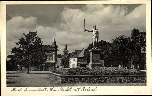 Ak Bad Bramstedt in Holstein, Markt, Roland-Statue