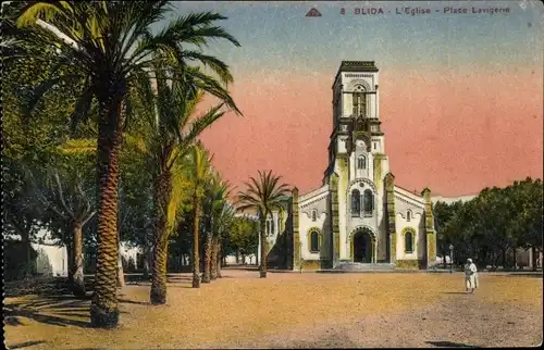 Ak Blida Algerien, Kirche, Place Lavigerie