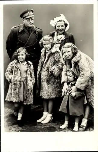 Ak Juliana der Niederlande, Bernhard, Prinzessinnen, 19 März 1950