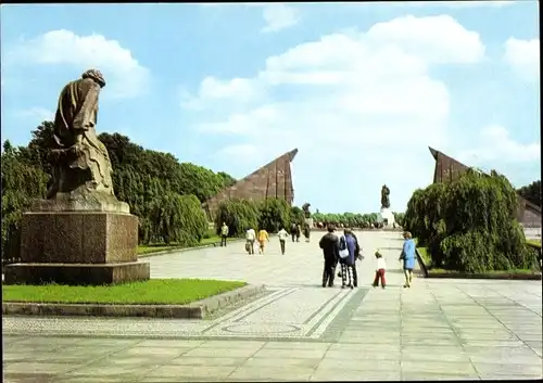 Ak Berlin Treptow, Sowjetisches Ehrenmal