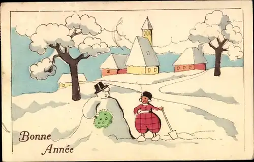 Ak Glückwunsch Neujahr, Junge hat Weg zu einem Schneemann freigeschaufelt