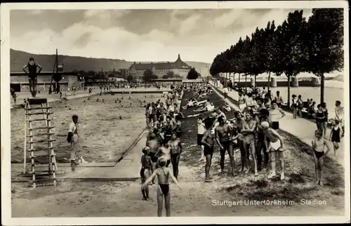 Ak Untertürkheim Stuttgart in Württemberg, Stadion, Freibad