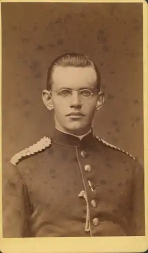 CdV Hamburg, Deutscher Soldat in Uniform, Portrait, Rudolf Jänisch, 1875