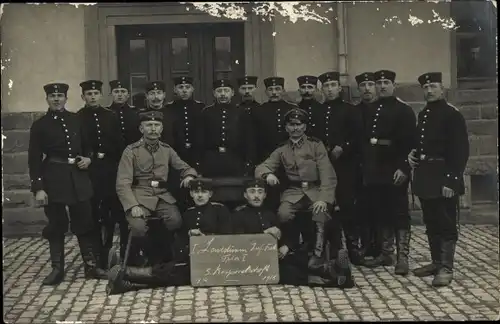 Foto Ak Deutsche Soldaten in Uniformen, I. Landsturm Inf. Bat. 5. Korporalschaft, I WK