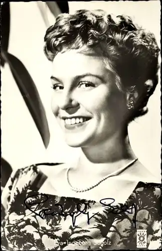 Ak Schauspielerin Eva Ingeborg Scholz, Portrait, Autogramm