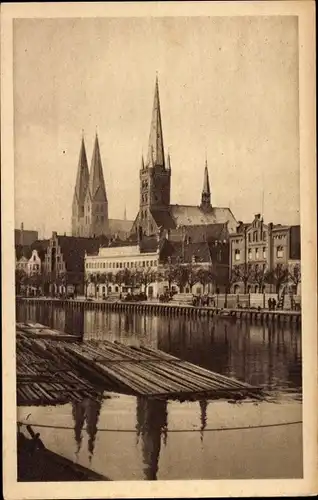 Ak Lübeck, Obertrave, Petrikirche, Marienkirche