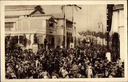Ak Mailand Mailand Lombardei, Messe, Besucherandrang