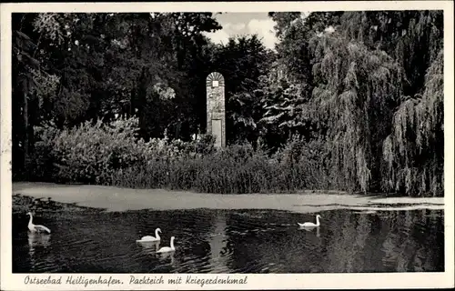 Ak Ostseebad Heiligenhafen in Holstein, Parkteich, Kriegerdenkmal