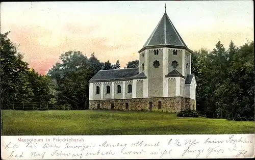 Ak Friedrichsruh Aumühle in Lauenburg, Bismarck Mausoleum am Waldrand