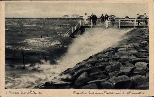 Ak Büsum an der Nordsee, Südstrand bei Sturmflut, Familienbad