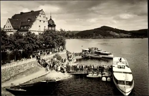 Ak Saalburg Thüringen, Stausee Bleiloch Saaletalsperre, Schifffahrt am HO Hotel Kranich