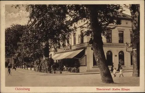 Ak Oldenburg in Niedersachsen, Theaterwall, Café Klinge, Passanten