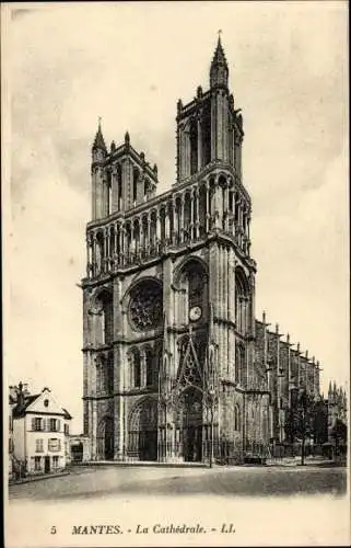 Ak Mantes Yvelines, La Cathedrale