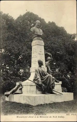 Postkarte Chartres-Eure et Loir, Statue von Noël Ballay