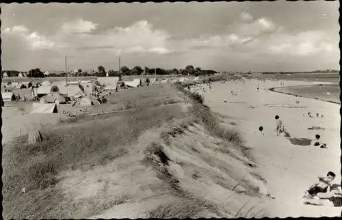 Ak Ostseebad Kellenhusen in Holstein, Zeltstrand, Badegäste