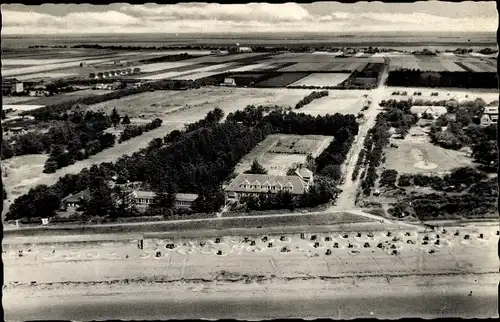 Ak Wyk auf Föhr in Nordfriesland, Fliegeraufnahme, Strand, Hotel