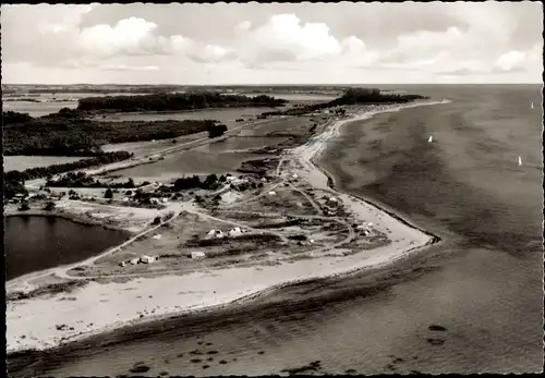 Ak Ostseebad Eckernförde, Zeltplatz Karlsminde, Strand, Fliegeraufnahme