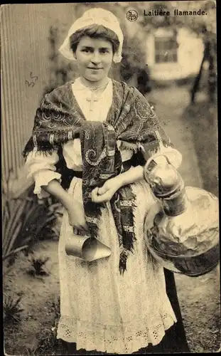 Ak Flämisches Milchmädchen, Krug, Becher, Tracht