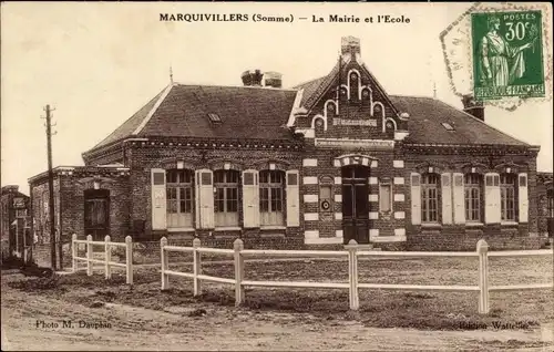 Ak Marquivillers Somme, Rathaus, Schule