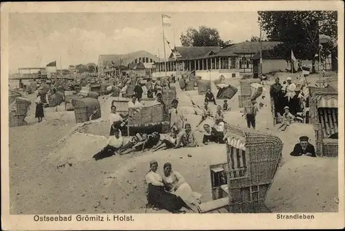 Ak Ostseebad Grömitz in Holstein, Strandleben, Badegäste, Strandkörbe