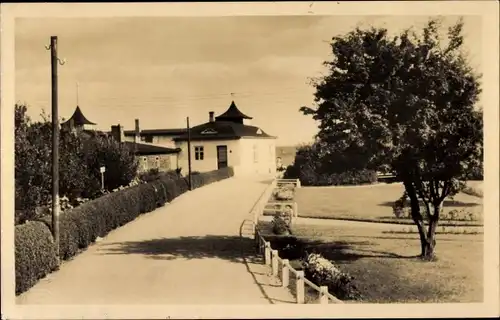 Foto Ak Kellenhusen an der Ostsee, Straßenpartie