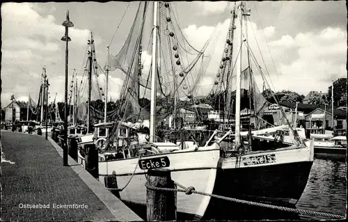 Ak Ostseebad Eckernförde, Hafen, Boot Ecke 5 und 15