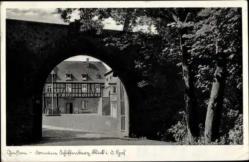 Ak Gießen an der Lahn, Domäne Schiffenberg, Hof