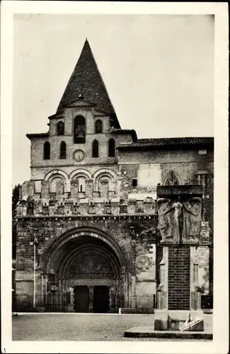 Ak Moissac Tarn et Garonne, Die Kirche, Kriegsdenkmal