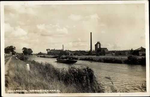 Ak Maarssen Utrecht, Merwede Kanaal, Frachtschiff, Fabrik