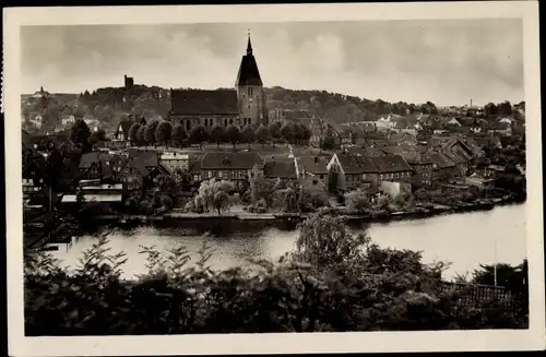 Ak Mölln im Herzogtum Lauenburg, Ortsansicht, Kirche, Stadtsee