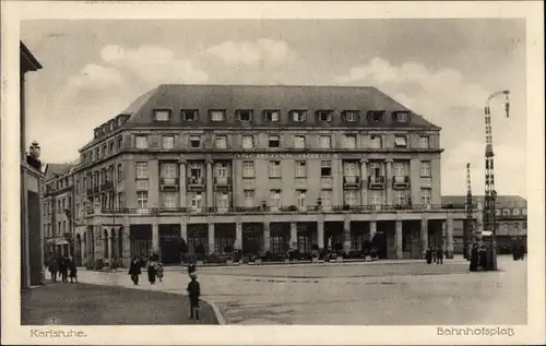 Ak Karlsruhe in Baden, Bahnhofsplatz