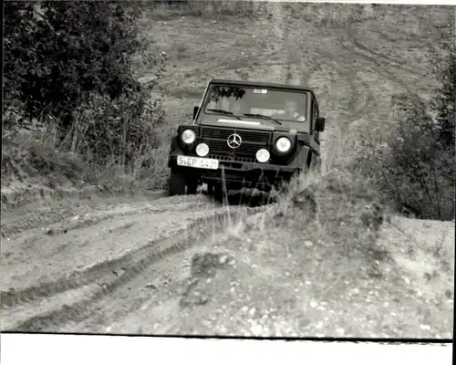 Foto Auto Mercedes, Geländewagen, Autokennzeichen SEP 5431