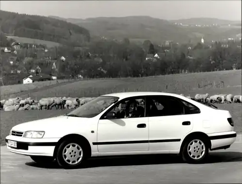 Foto Auto Toyota Carina Liftback 2,0 GLi, Toyota-Mittelklasse