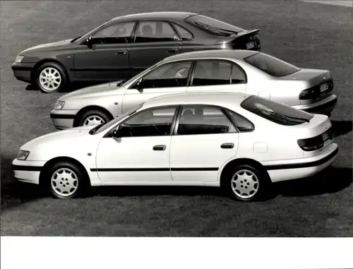 Foto Toyota Carina, Mittelklasse-Baureihe, Autos, Limousine