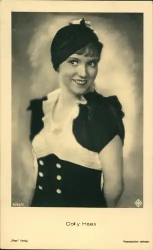 Ak Schauspielerin Dolly Haas, Portrait