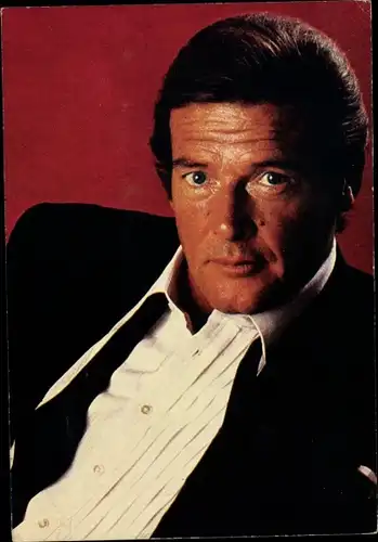 Ak Schauspieler Roger Moore, Portrait, James Bond