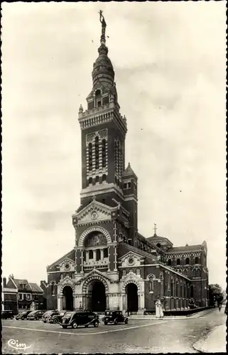 Ak Albert Somme, Basilika Notre Dame de Brebieres