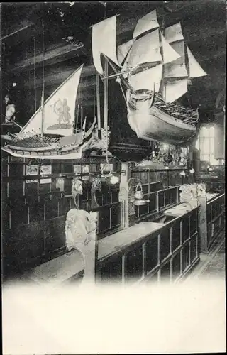 Ak Lübeck, Schiffergesellschaft, Innenansicht, Segelschiffmodelle