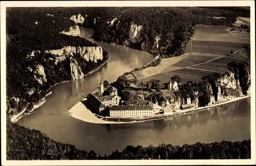 Ak Kelheim an der Donau Niederbayern, Fliegeraufnahme von Kloster Weltenburg