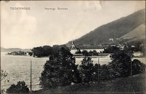 Ak Tegernsee in Oberbayern, Herzogliches Schloss