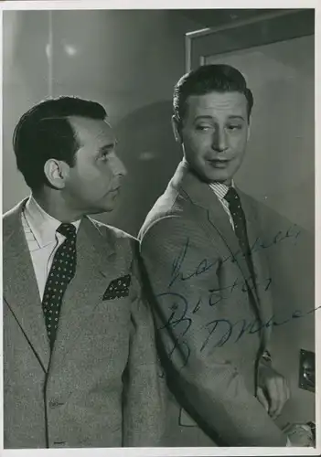 Foto Schauspieler Dieter Borsche, Filmszene Fanfaren der Ehe, Portrait, Autogramm