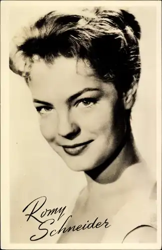 Ak Schauspielerin Romy Schneider, Portrait