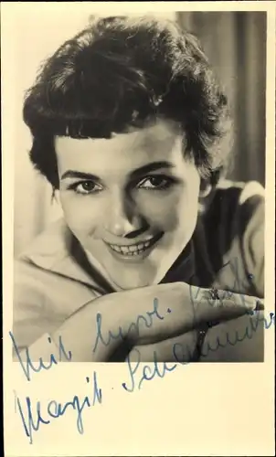 Foto Ak Schauspielerin Margit Schaumäker, Portrait, Autogramm