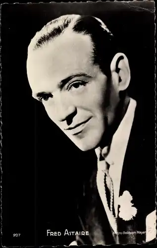 Ak Schauspieler Sänger Tänzer Fred Astaire, Portrait