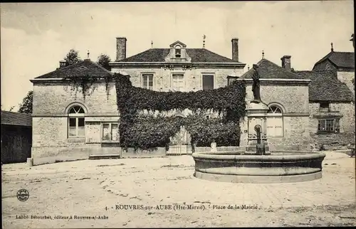 Ak Rouvres sur Aube Haute Marne, Rathausplatz