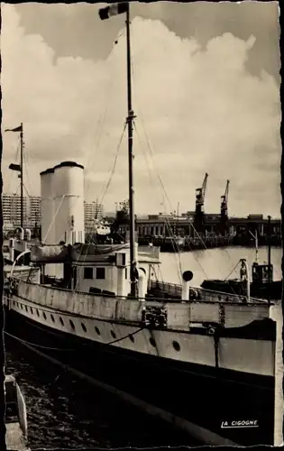 Ak Boulogne sur Mer Pas de Calais, Hafen, Dampfer