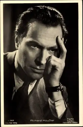 Ak Schauspieler Richard Häussler, Portrait