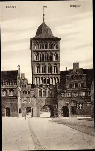 Ak Hansestadt Lübeck, Burgtor