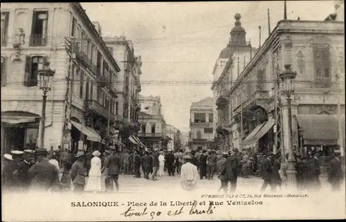 Ak Thessaloniki Griechenland, Freiheitsplatz, Venizelos-Straße, Passanten