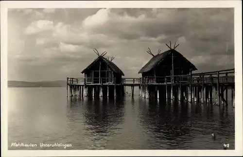 Ak Unteruhldingen Uhldingen Mühlhofen am Bodensee, Pfahlbauten